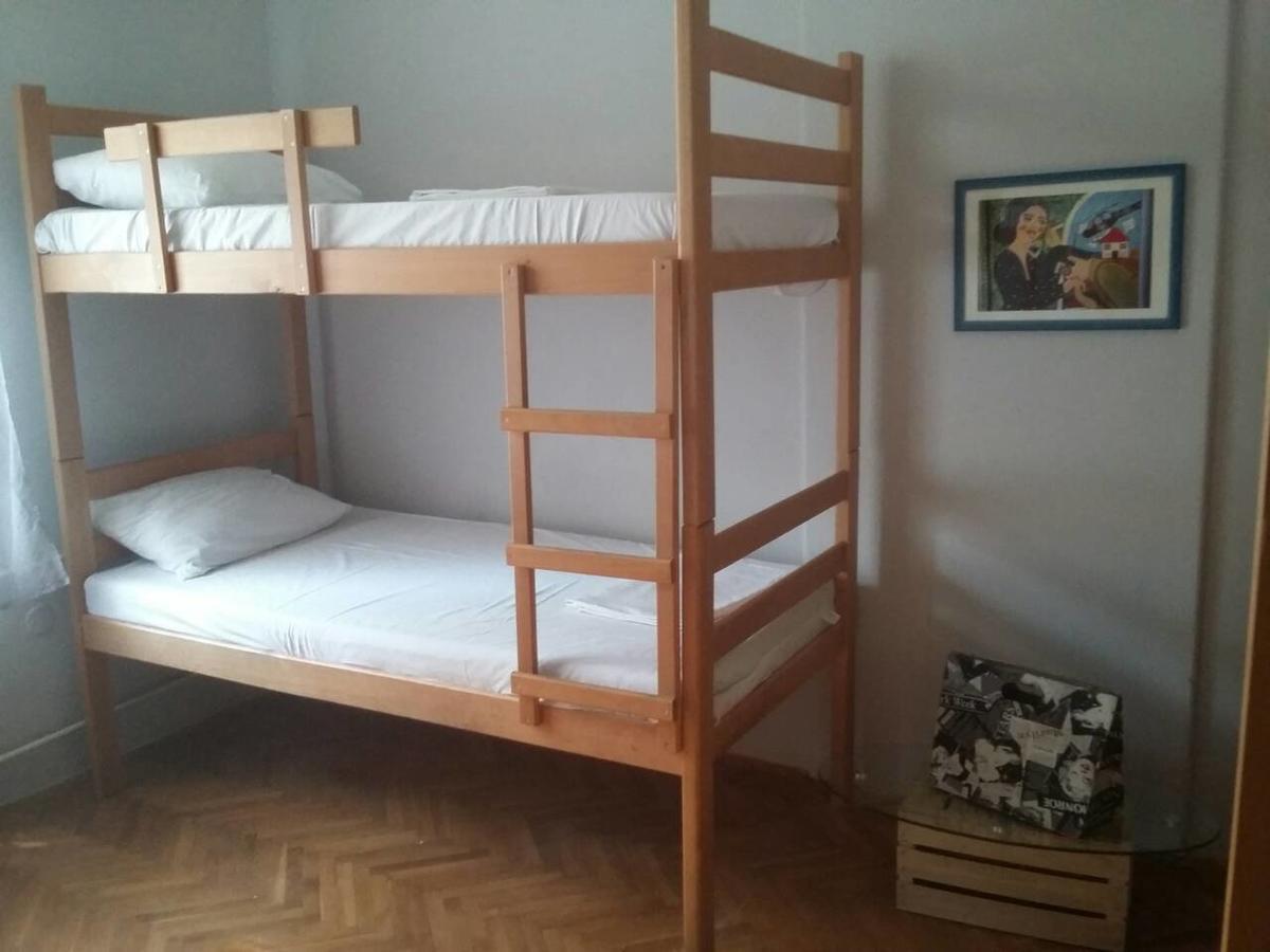 Hostel Yolo Belgrade Exterior photo
